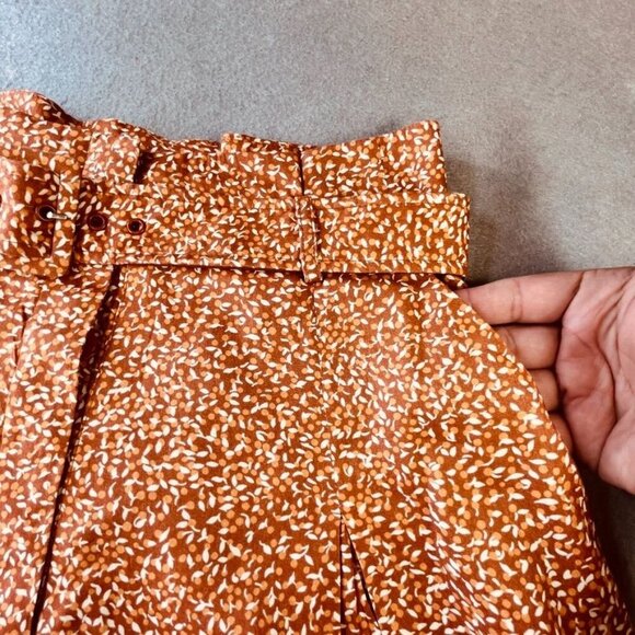 Jonathan Simkhai Lillian Shorts Size 8 Linen Blend in Cayenne Abstract Floral - Picture 7 of 15